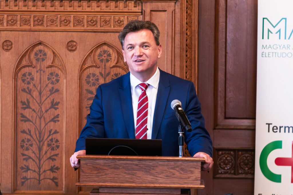 Prof. Dr. Friedrich László, a MATE intézetigazgatója, a Cibus Hungaricus Alapítvány elnöke