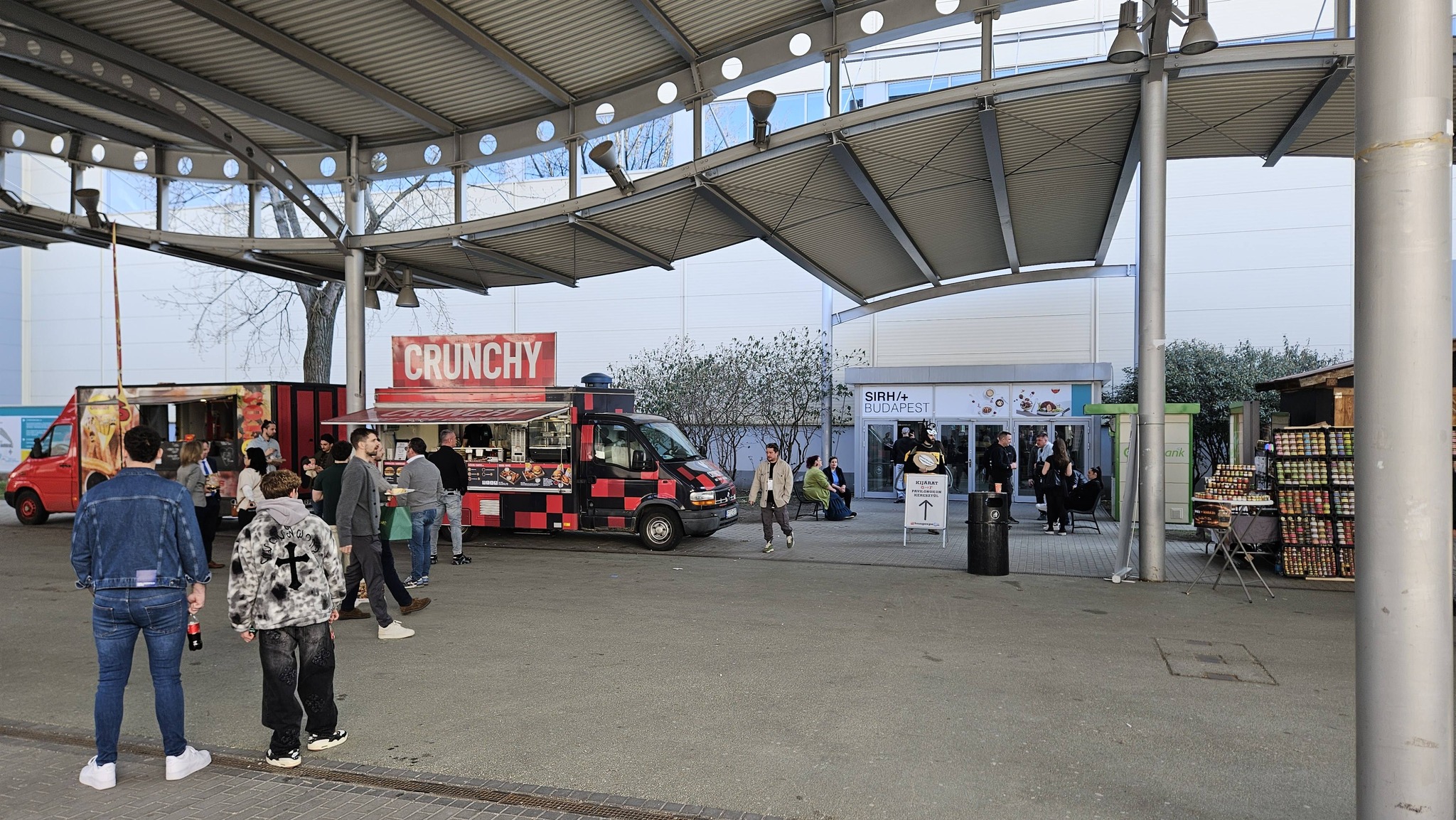 A pályázaton magyarországi közép- és nagyvállalatok vehetnek részt, amelyek élelmiszer- vagy italgyártással, illetve élelmiszer-kereskedelemmel foglalkoznak. 